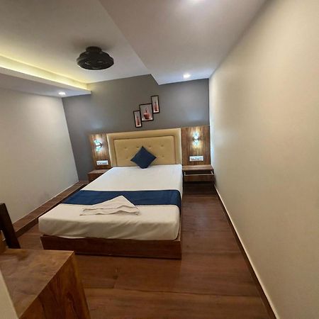 Hotel Z-A-R-A Park Goregaon West 孟买 外观 照片