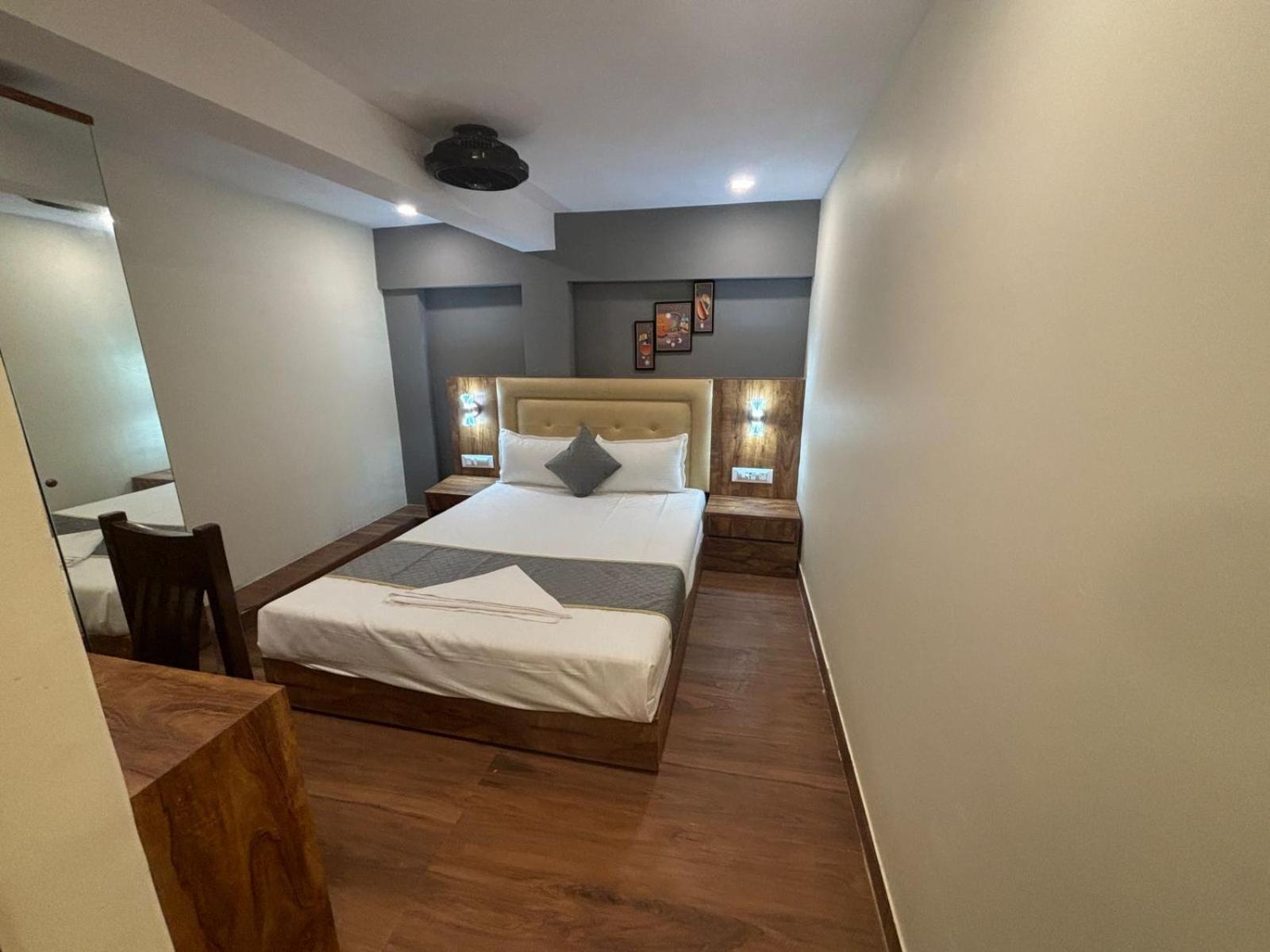 Hotel Z-A-R-A Park Goregaon West 孟买 外观 照片
